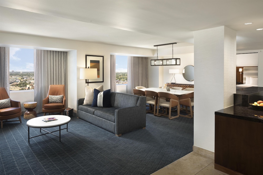 Grand Hyatt San Antonio River Walk 51/75