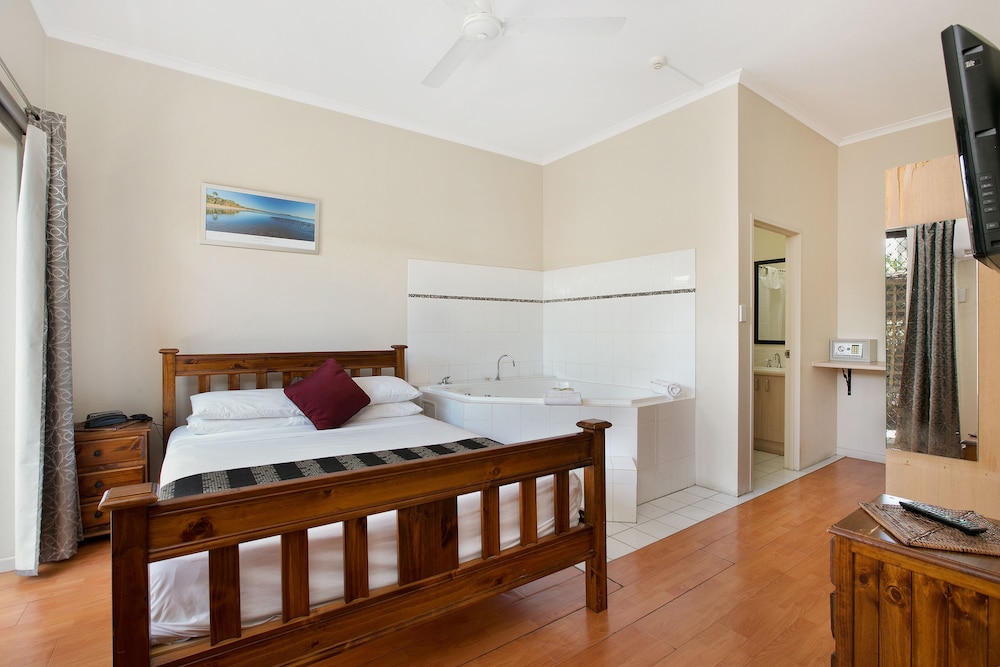 Cairns City Sheridan 30/71