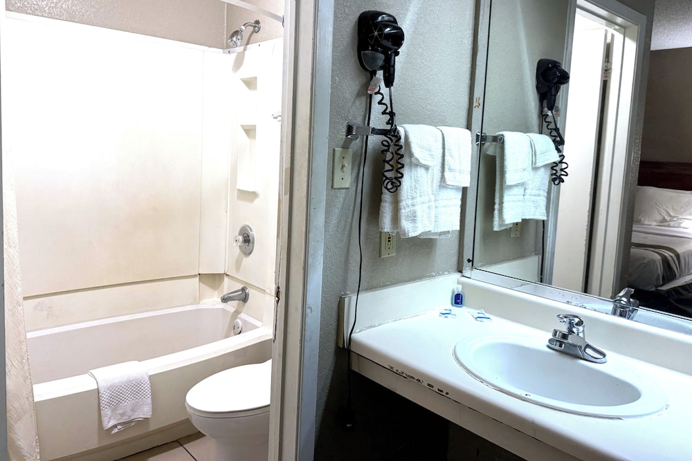 Homegate Studios & Suites San Antonio Medical Center I-10 45/49