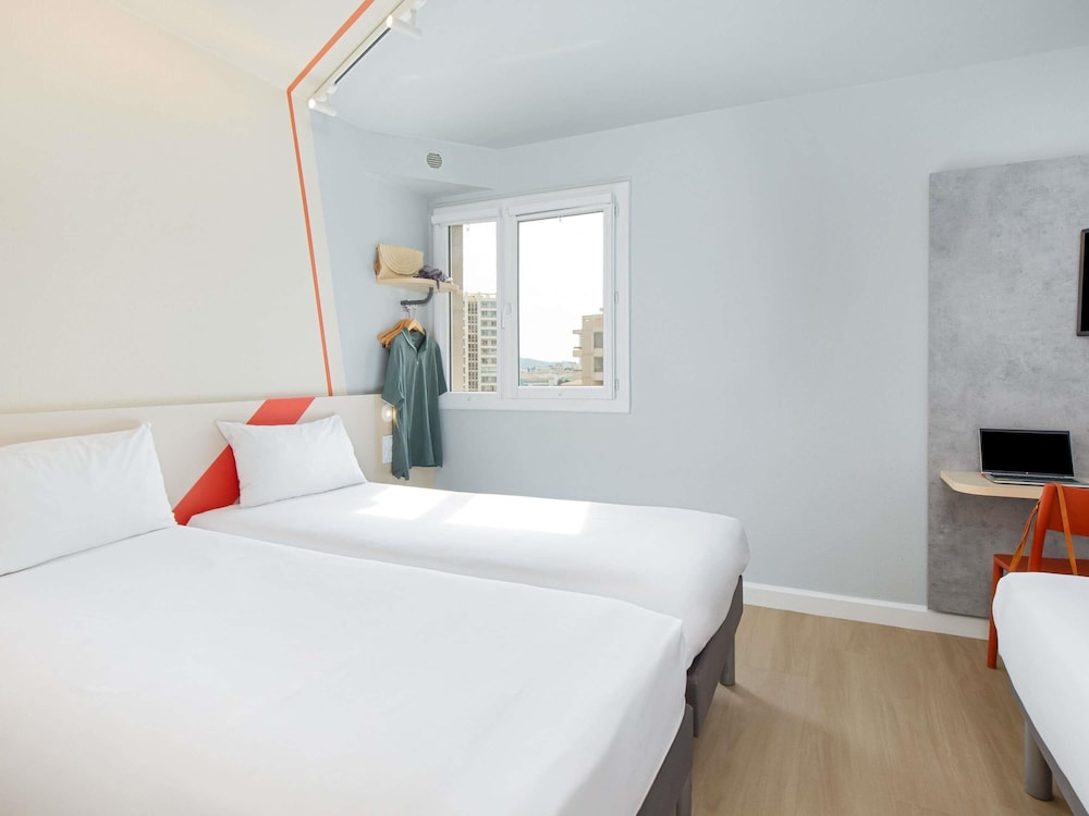 Ibis Budget Toulon Centre 29/67