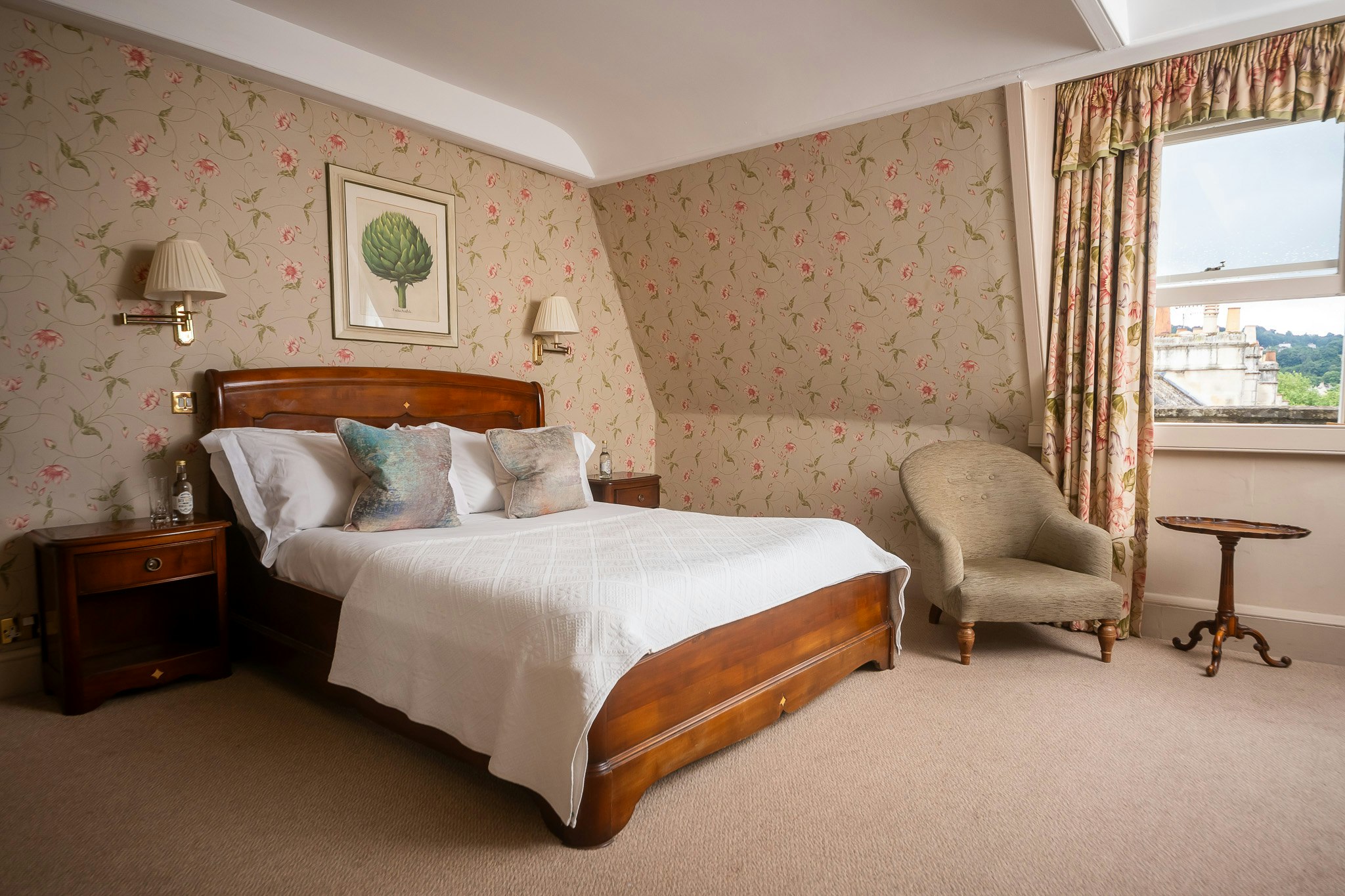 Dukes Hotel 19/50