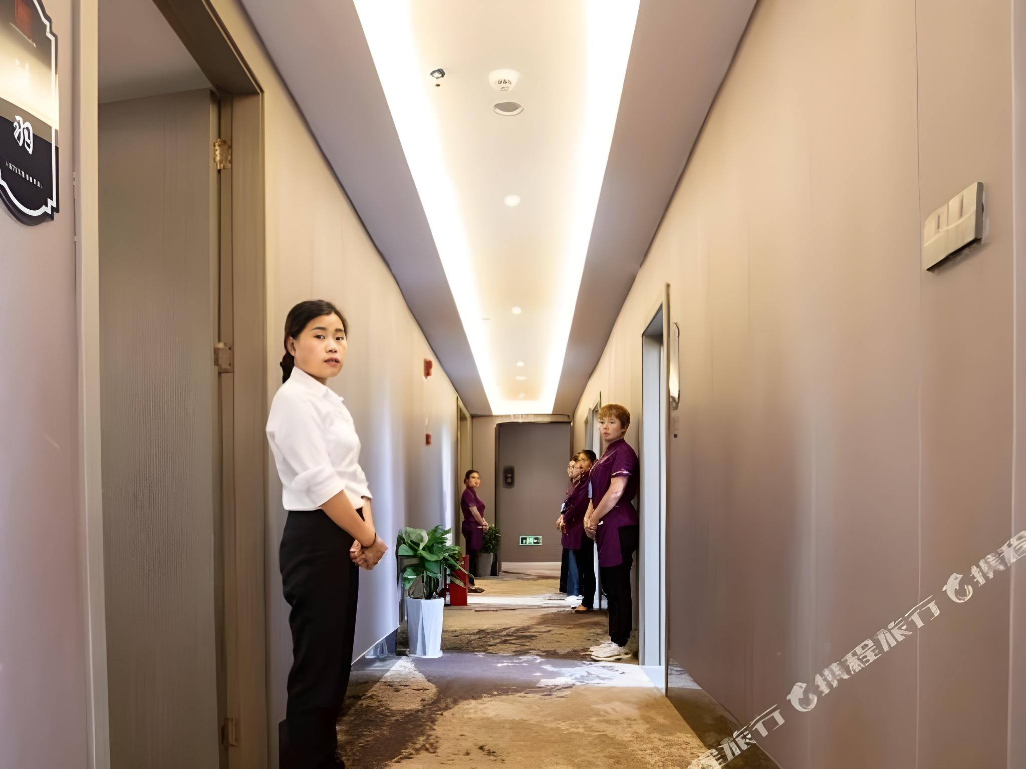Lobby at VX Shangrao High-speed Railway Station Hotel, Shangrao