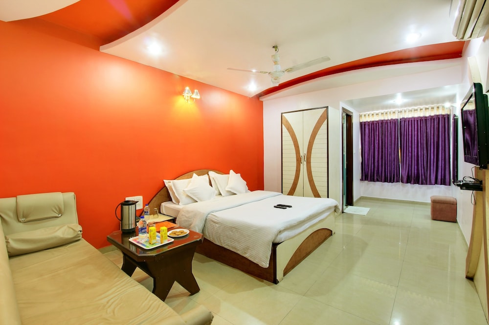 ASHOKA HOTEL 24/55
