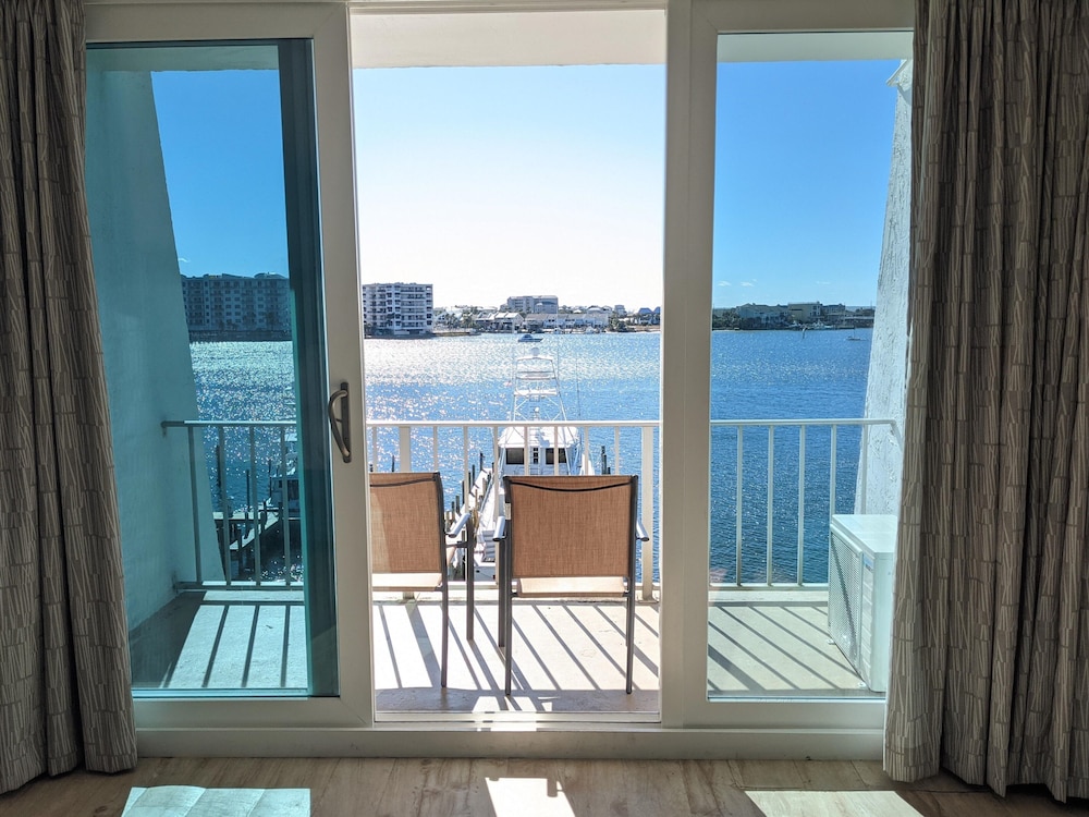 Inn on Destin Harbor, an Ascend Collection Hotel 34/59
