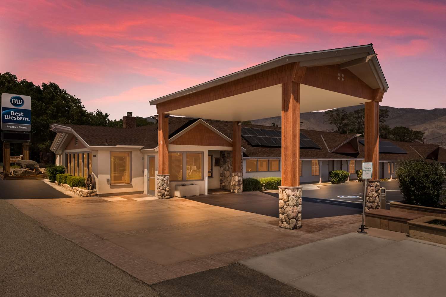Best Western Frontier Motel in LONE PINE - CA