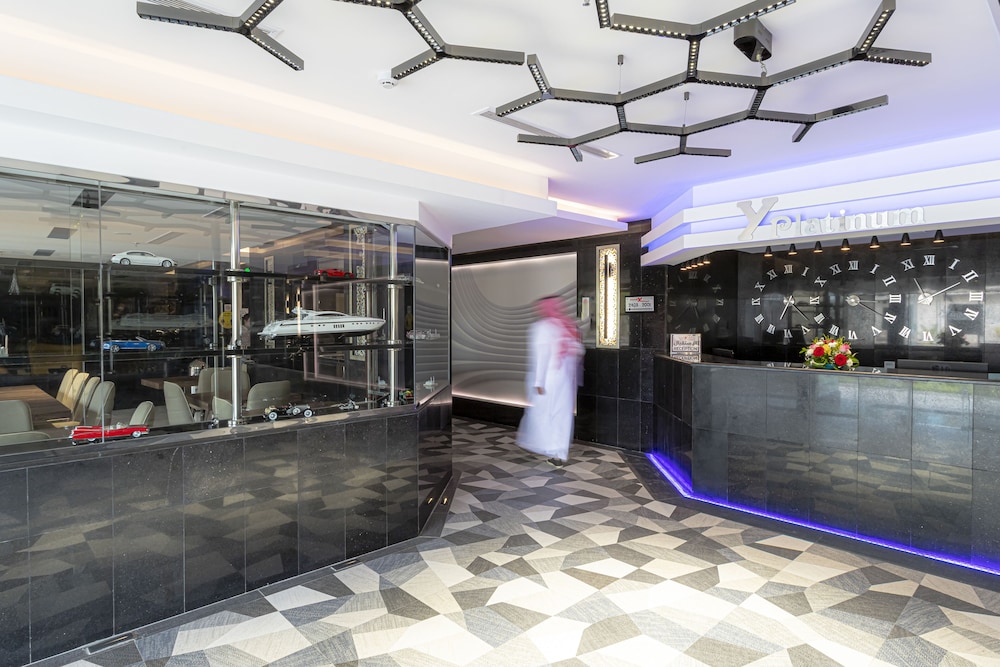 Y Platinum Hotel 5/43