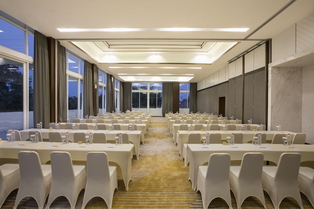 Hotel Kampi Surabaya 33/36