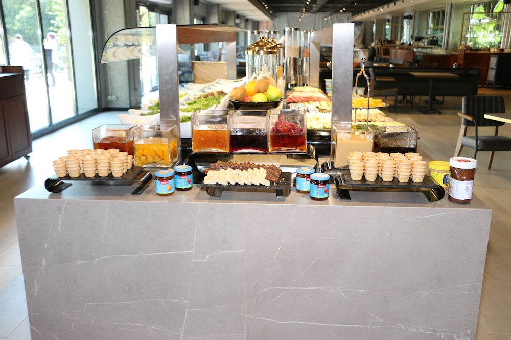INVENTIST Hotel Sports Academy Istanbul 33/50