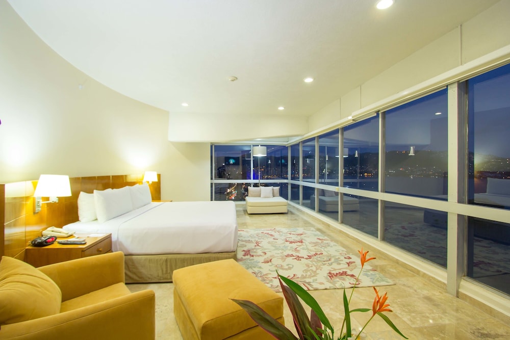 2 Bedrooms, Presidential, Suite, 1 King and 2 Double Beds, Ocean View, Private Pool, HS Hotsson Smart Acapulco 2/10