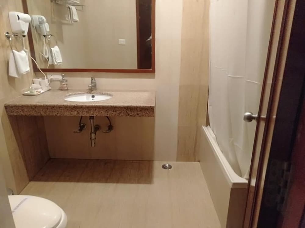 Hotel Sujata 61/64