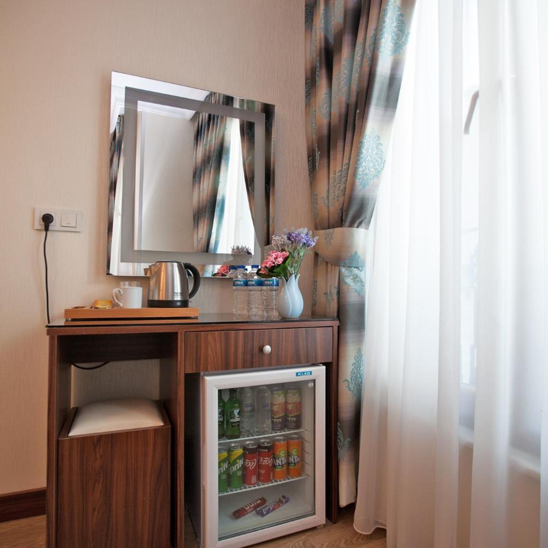 BULVAR HOTEL 9/50