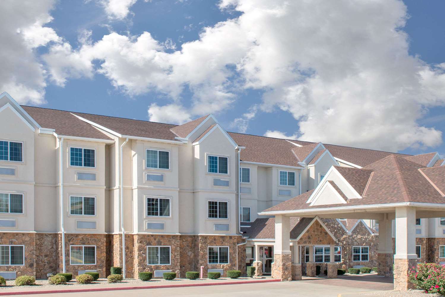 Microtel Inn Suites By Wyndham Quincy 1/12