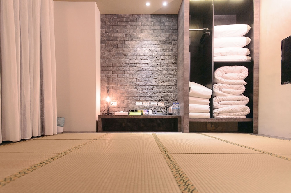 Kiwi Express Hotel-Taichung Station Branch Ii 25/60