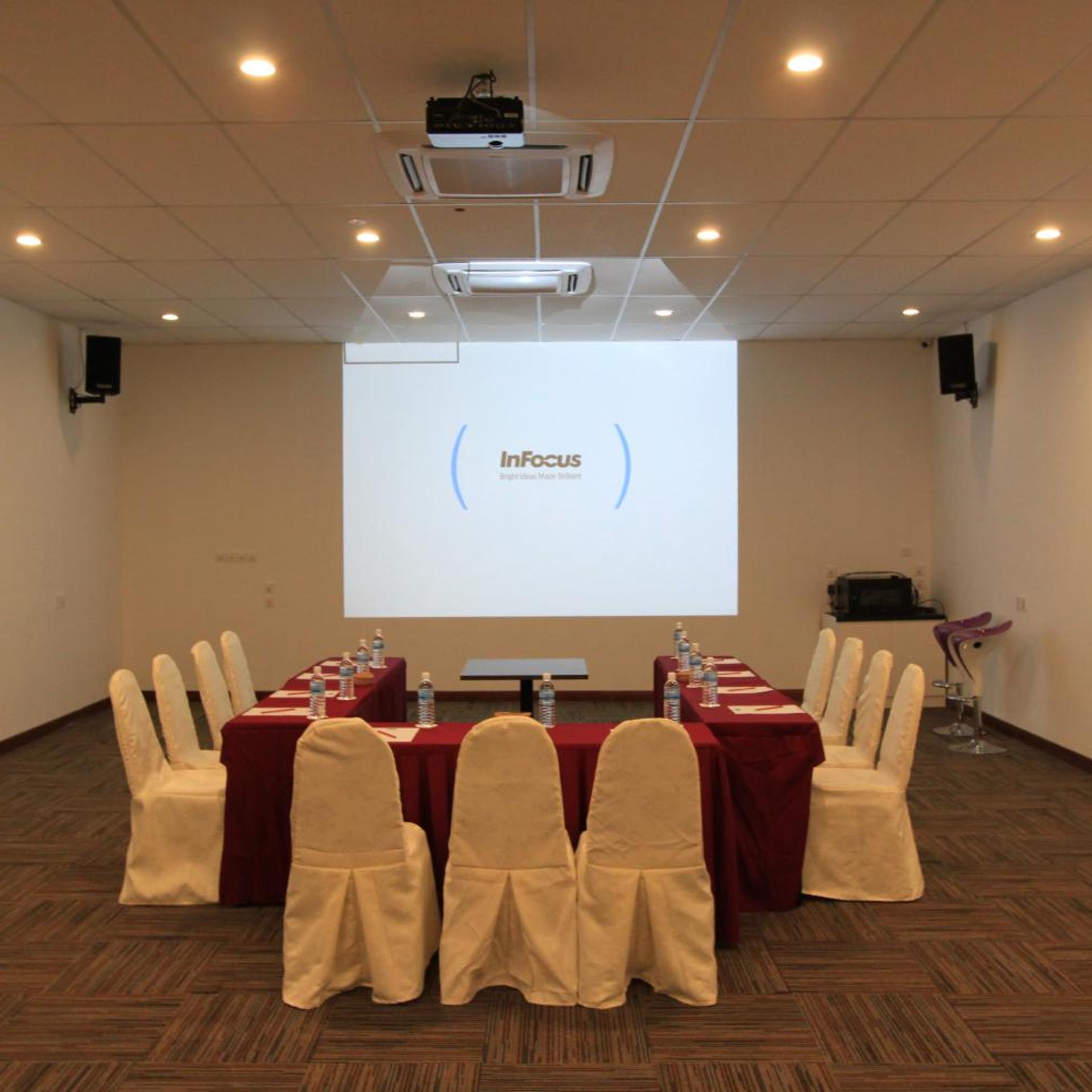 Molek Garden Hotel 50/58