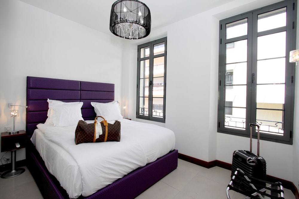2 Bedrooms, Apartment, 4 Beds, Sofa, Near the Kitchenette