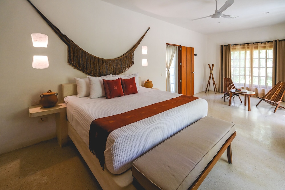 2 BEDROOMS, FAMILY SUITE