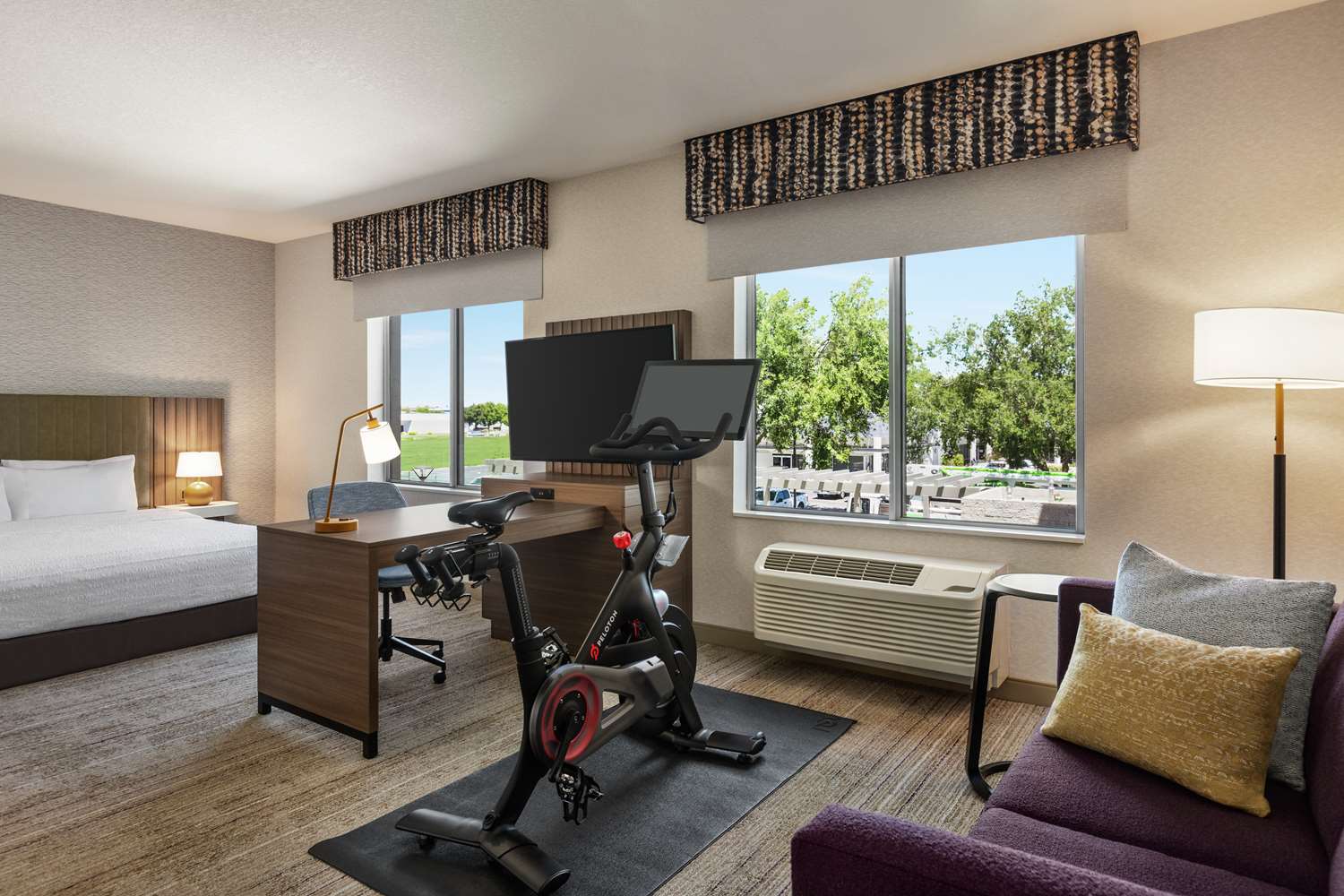 Hampton Inn Stockton, CA 15/30