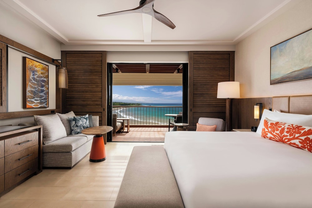 Renovated, Tower, King Bed, Ocean Front, Balcony