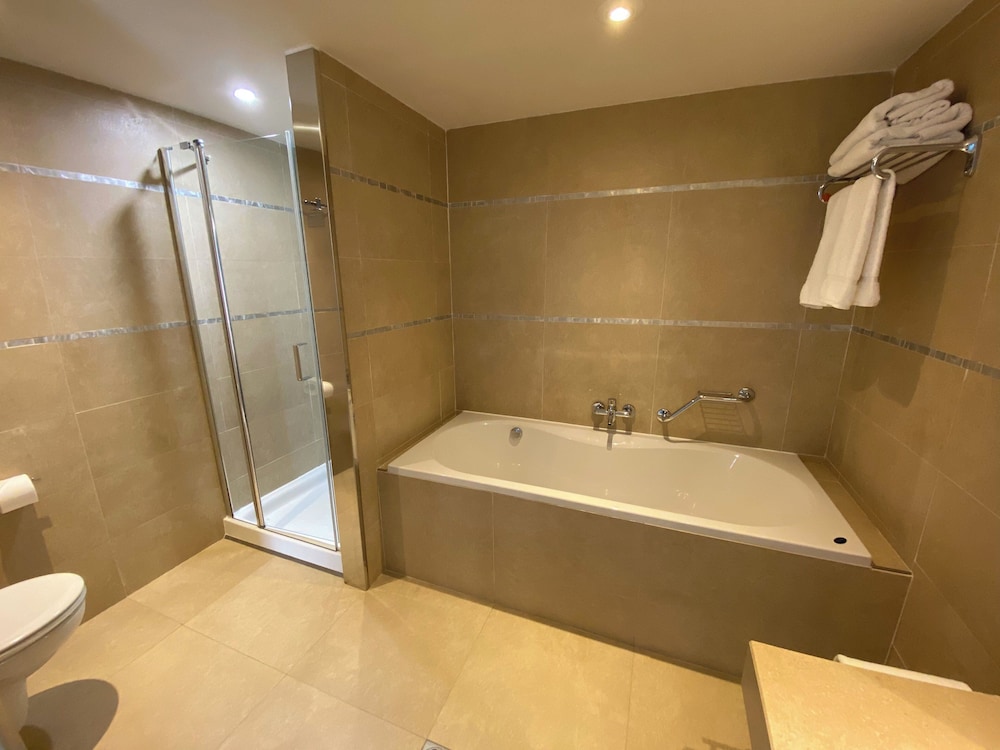 Absolute Hotel Spa 57/60