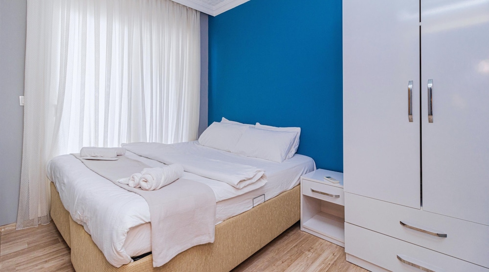 Gunduzler Deluxe Hotel 12/47