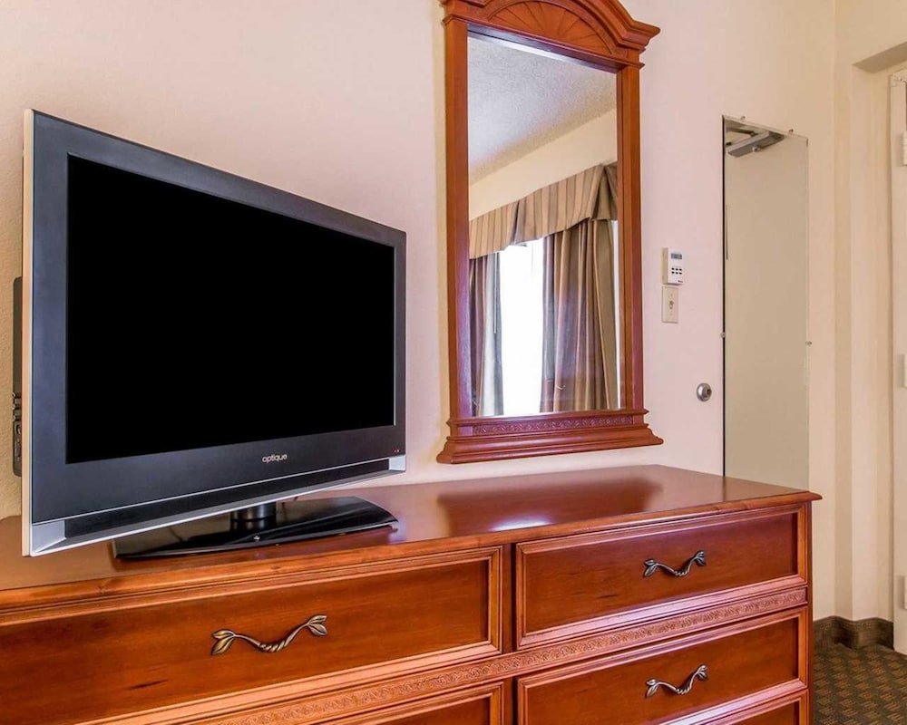Quality Inn Savannah Historic District 17/31