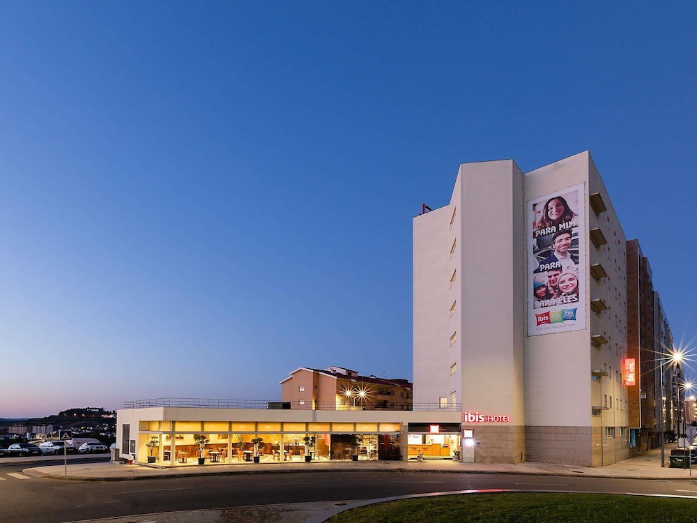 Ibis Braganca Hotel 4/64