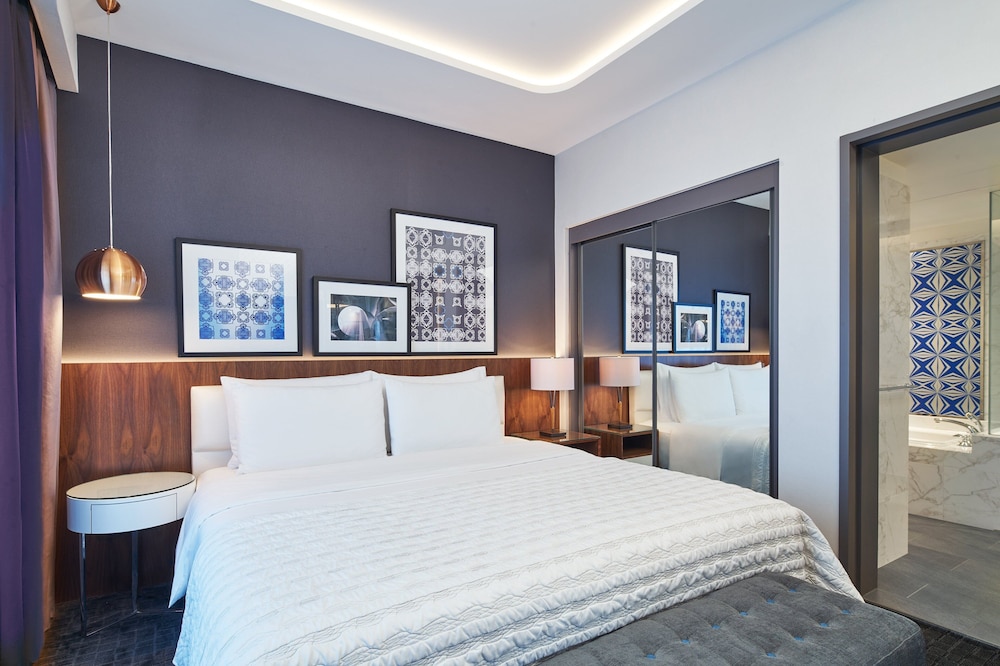 LE MERIDIEN KUALA LUMPUR 13/83