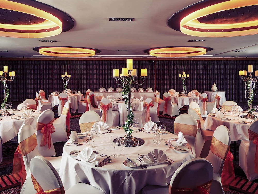 Mercure Hull Grange Park Hotel 56/75