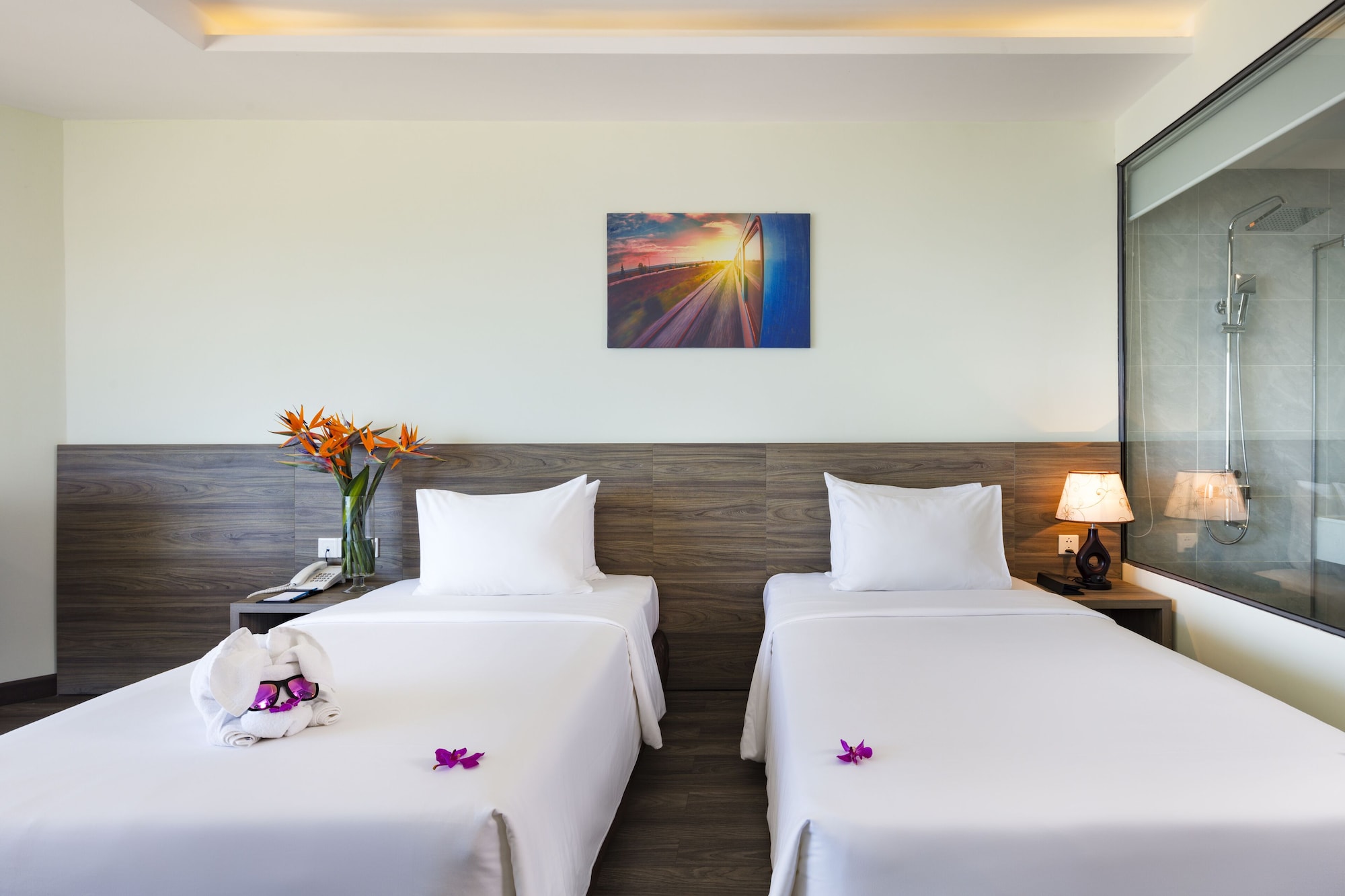 غرفة ديلوكس بسرير كينج بشرفة بإطلالة جزئية على البحر، Xavia Hotel 4/9