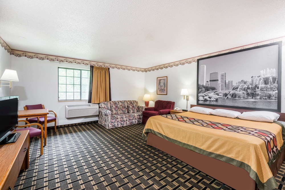 Super 8 Motel Coshocton Roscoe Village Area 4/16