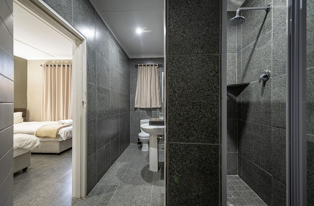 Calvinia Hotel by Country Hotels 41/41
