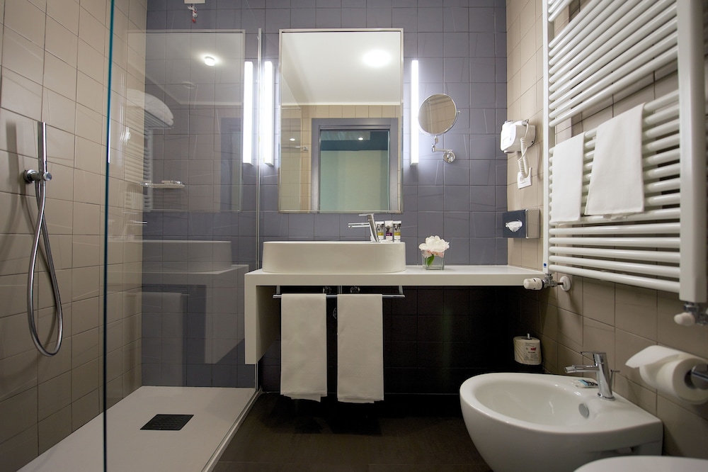 MERCURE FIRENZE CENTRO 22/73