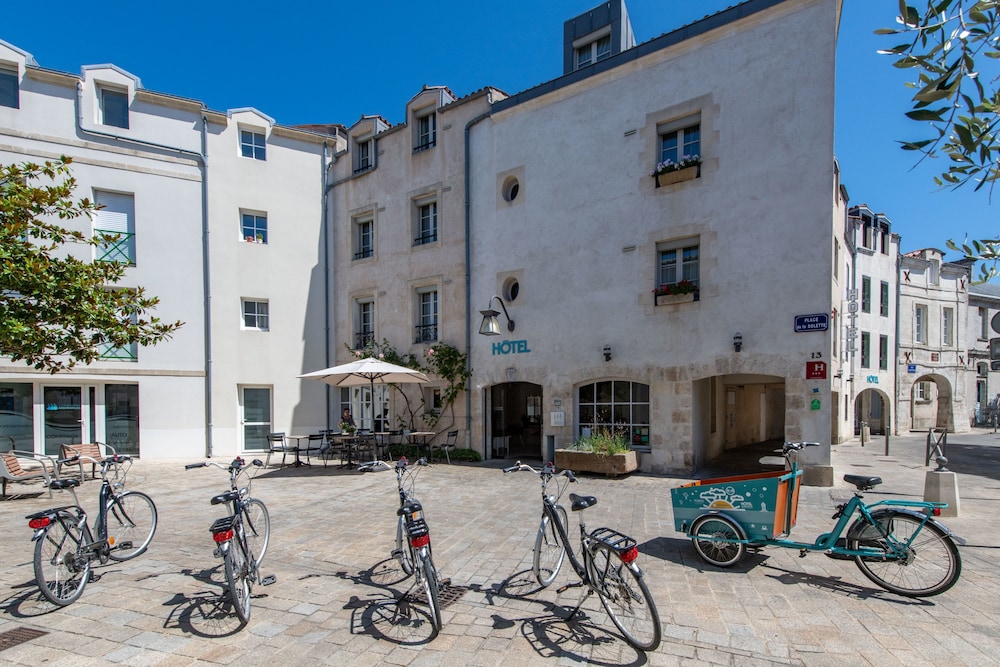 SAINT NICOLAS HOTEL 74/80