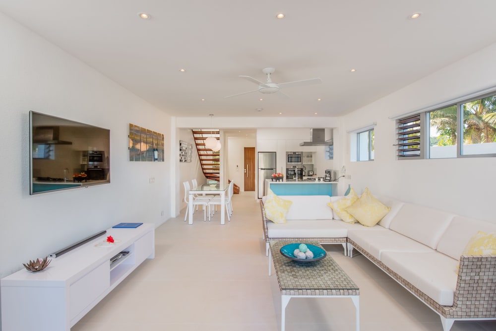 Crystal Blue Lagoon Villas 17/38