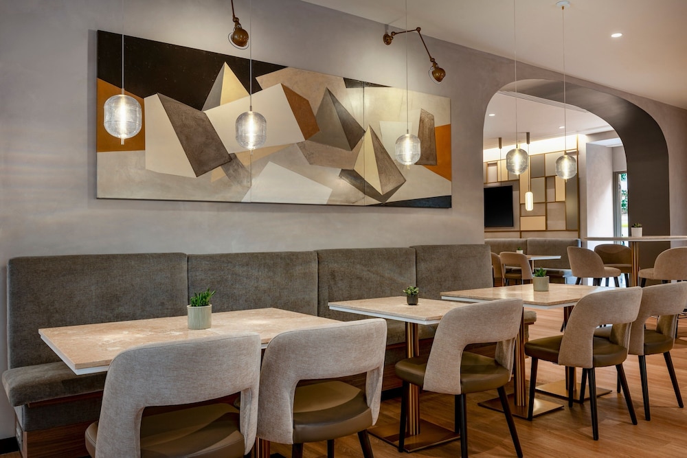 AC Hotel by Marriott Clodio Roma 32/49