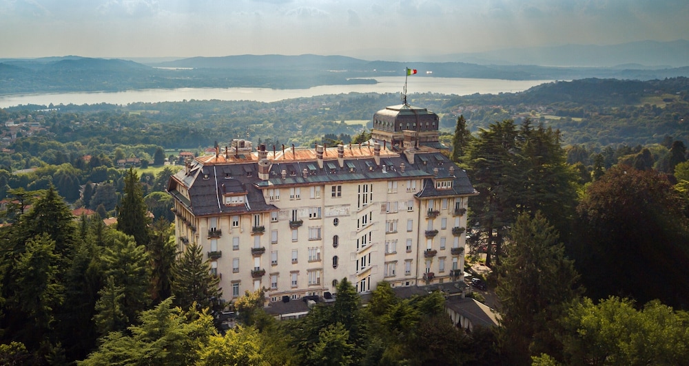 Palace Grand Hotel Varese 1/50