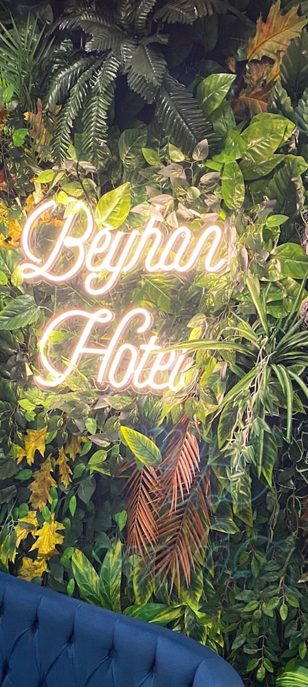 Beyhan Hotel 51/56