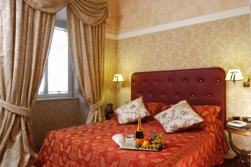 STANDARD, DOUBLE OR TWIN BED
