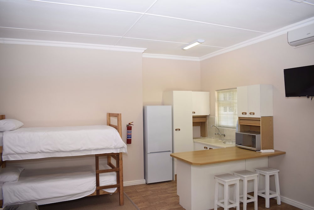 Outeniqua Inn 18/26