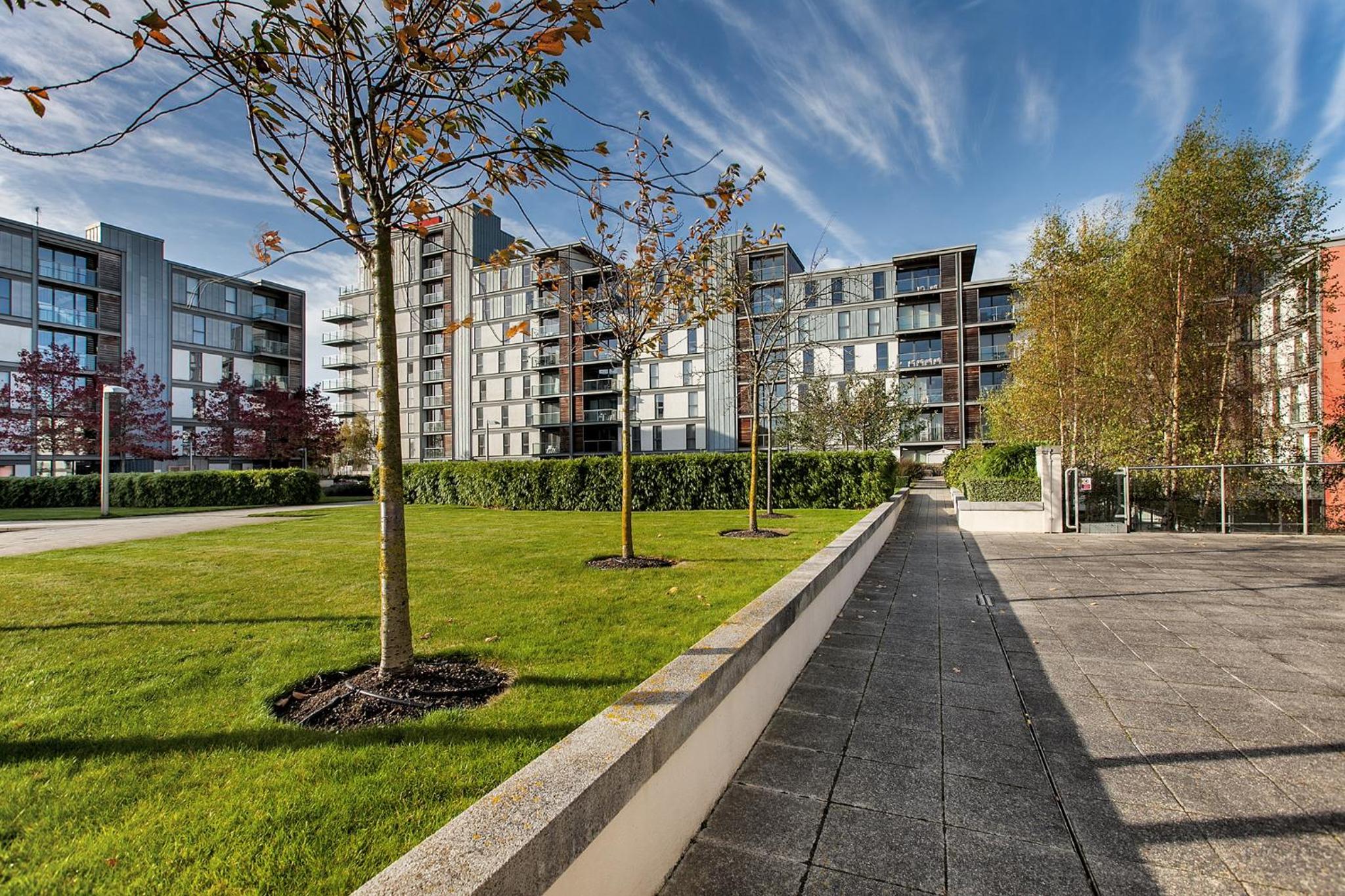 VIZION SERVICED APARTMENTS 41/50