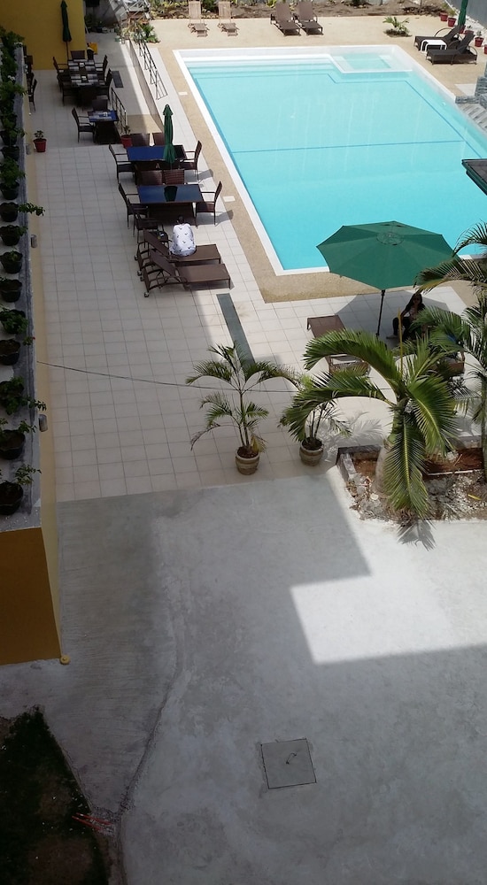 Cherrys Home Too Inland Resort 67/69