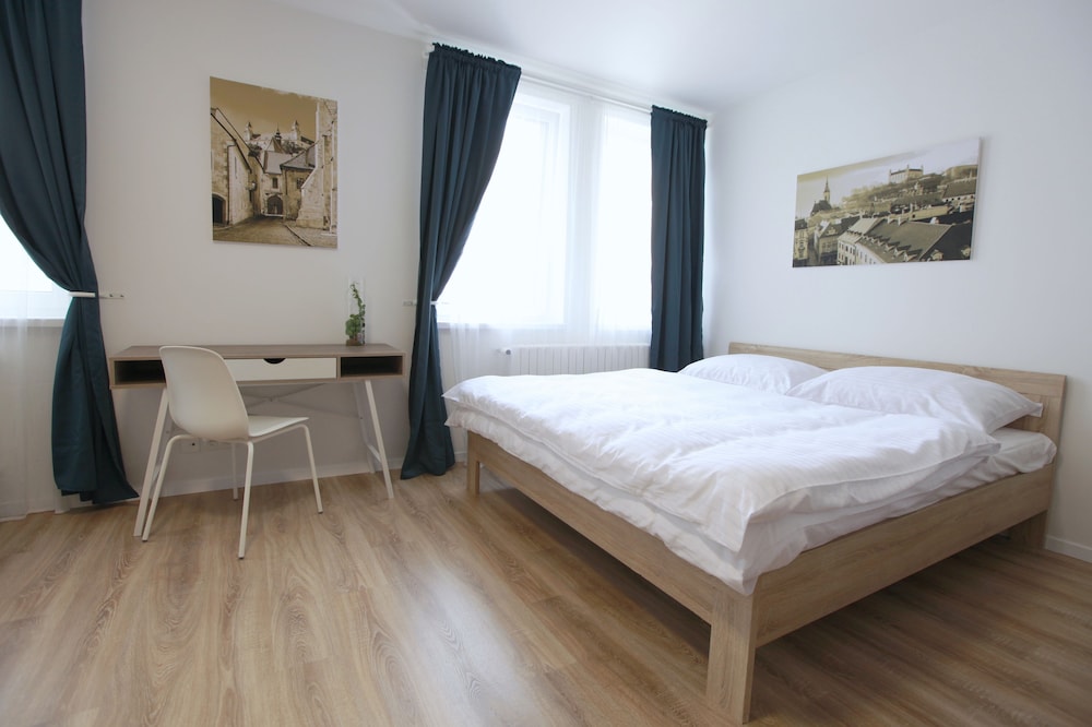 City Center Best Place Apartments 16/72