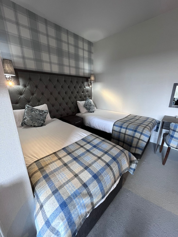 Fife Lodge 19/49