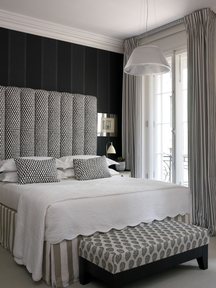 Haymarket Hotel 12/61
