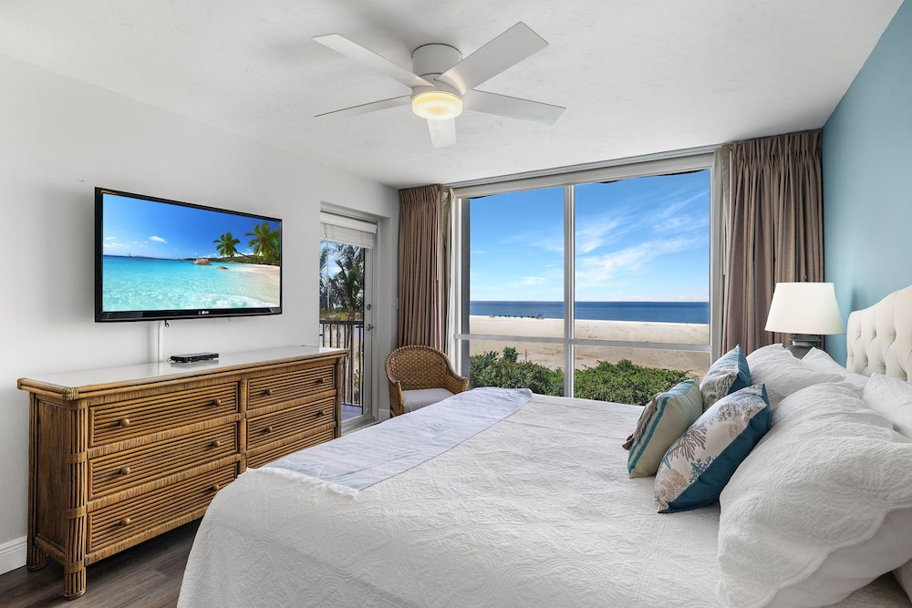 GullWing Beach Resort 30/50