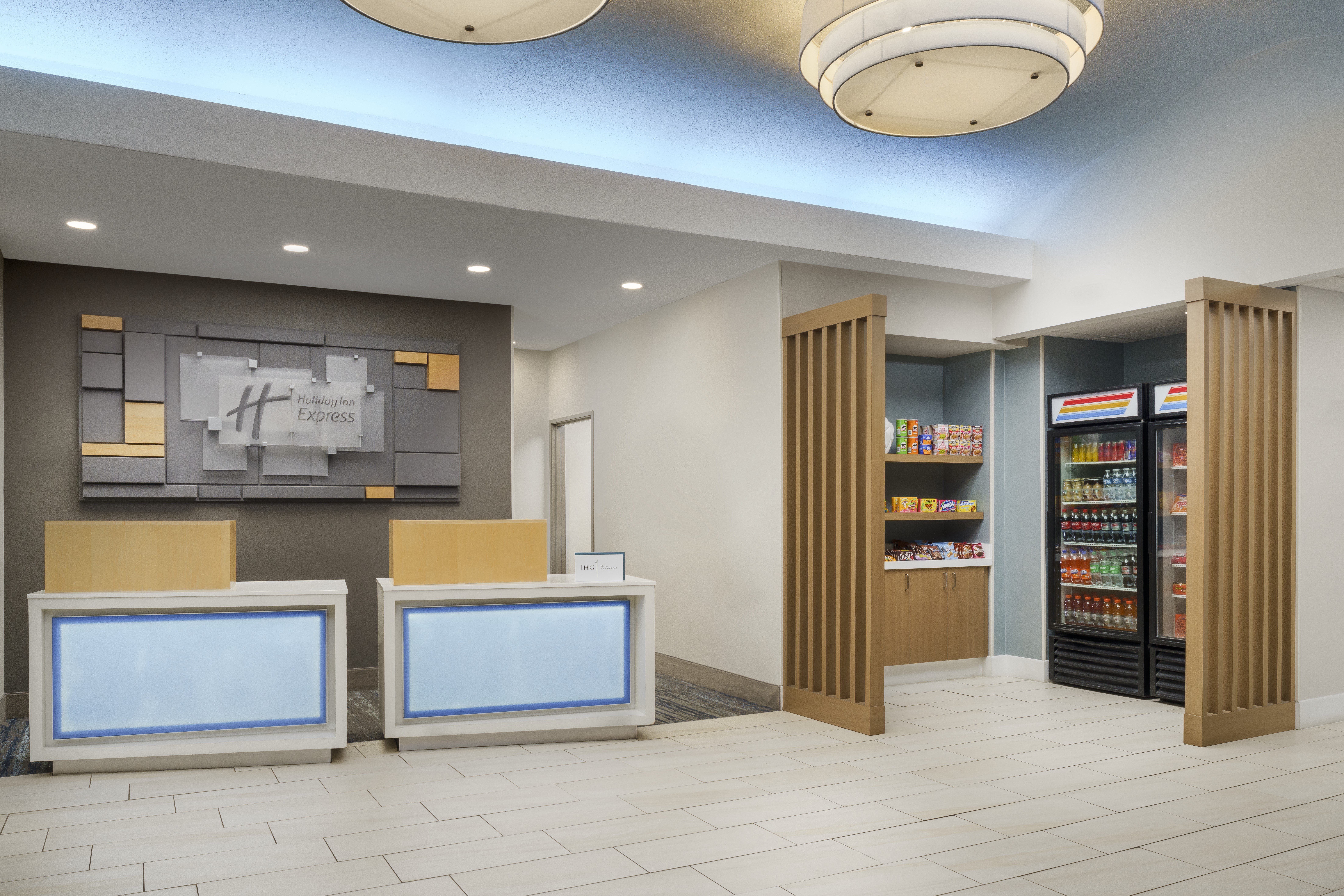 Holiday Inn Express Irondequoit 6/65