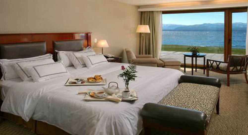 Cacique Inacayal Lake & Spa Hotel 12/50