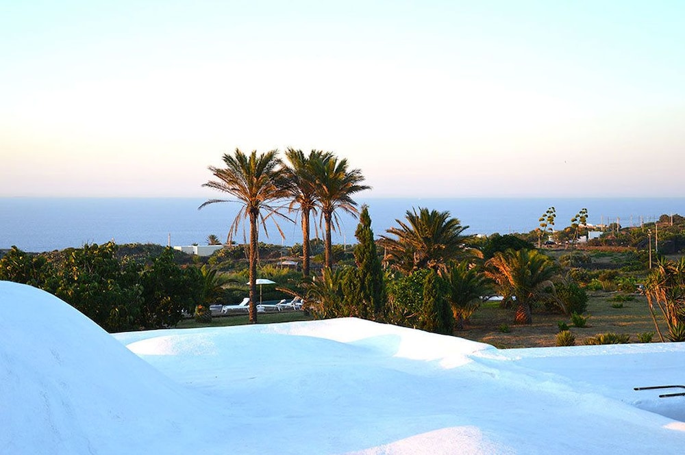 Zubebi Resort 41/50