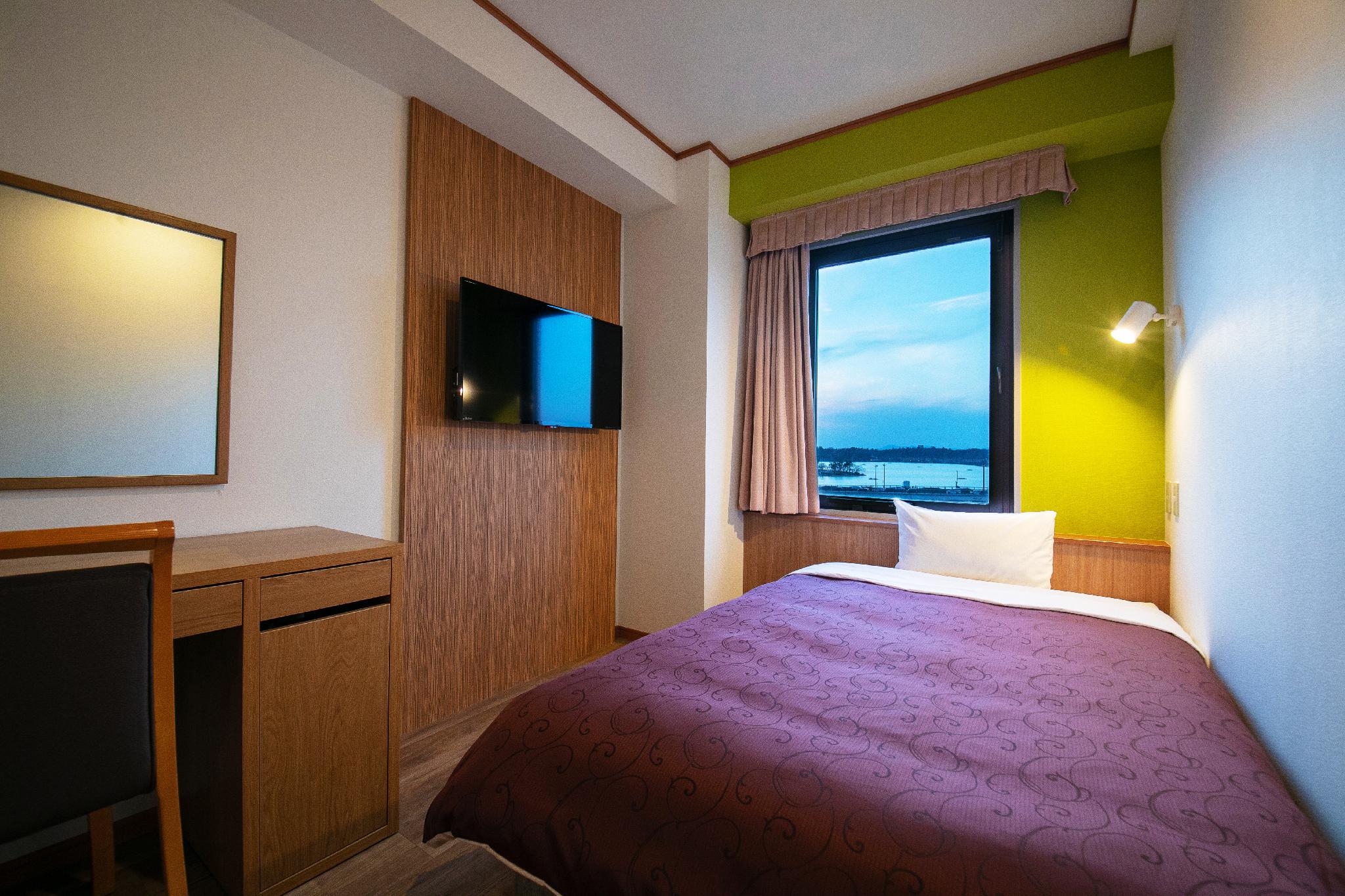 Room, Single, Semi Double Bed, Smoking