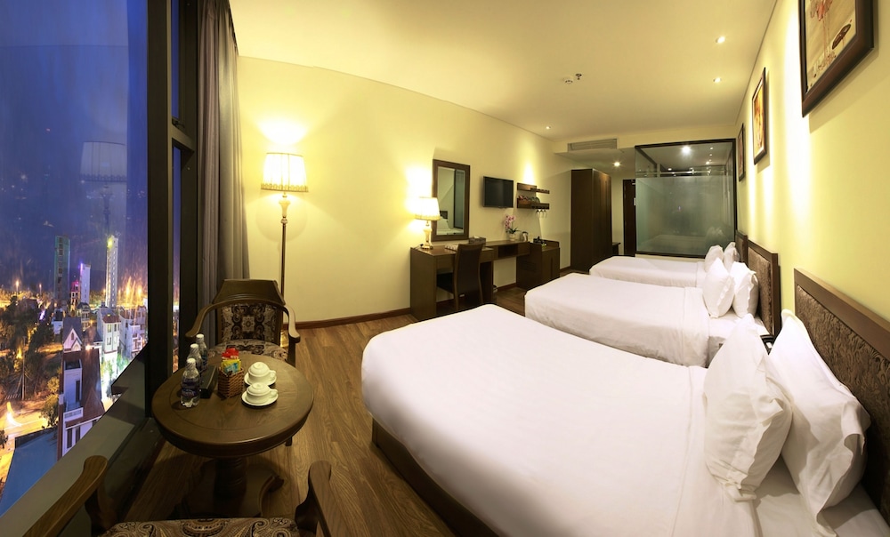 Danaciti Hotel 13/68